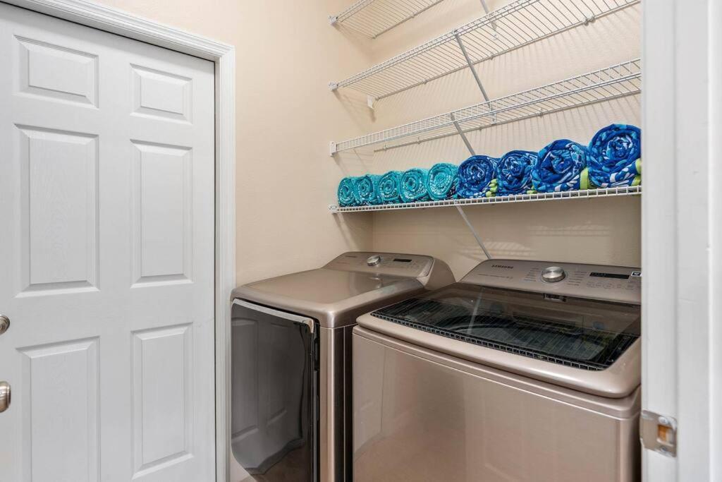 קיסימי Lakeview W/8 Bedroom 5 Kingsuite 3 Miles To Disney מראה חיצוני תמונה